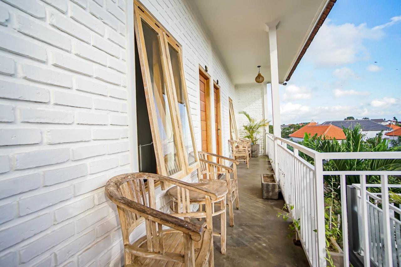 Bali Manik Guest House Canggu Esterno foto