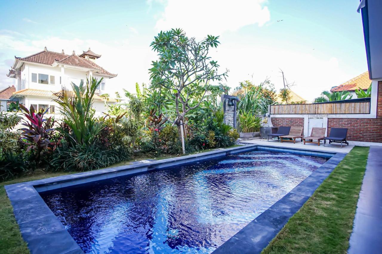 Bali Manik Guest House Canggu Esterno foto